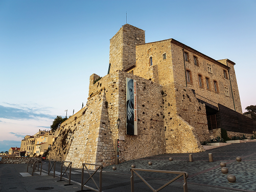 Guide privé pour visites culturelles ou de villages (ex. sur les traces de Matisse, Picasso)
