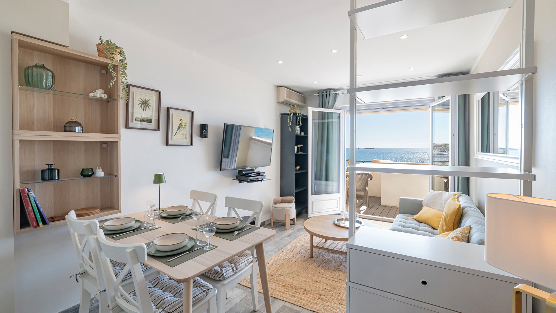 SUR-LA-MER-HOMESTAGING